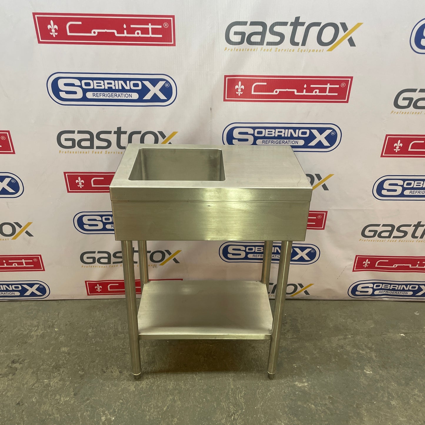 Mesa en Isla con Tarja (56x60x90cm)